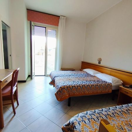Hotel Excelsior Cervia Exterior photo