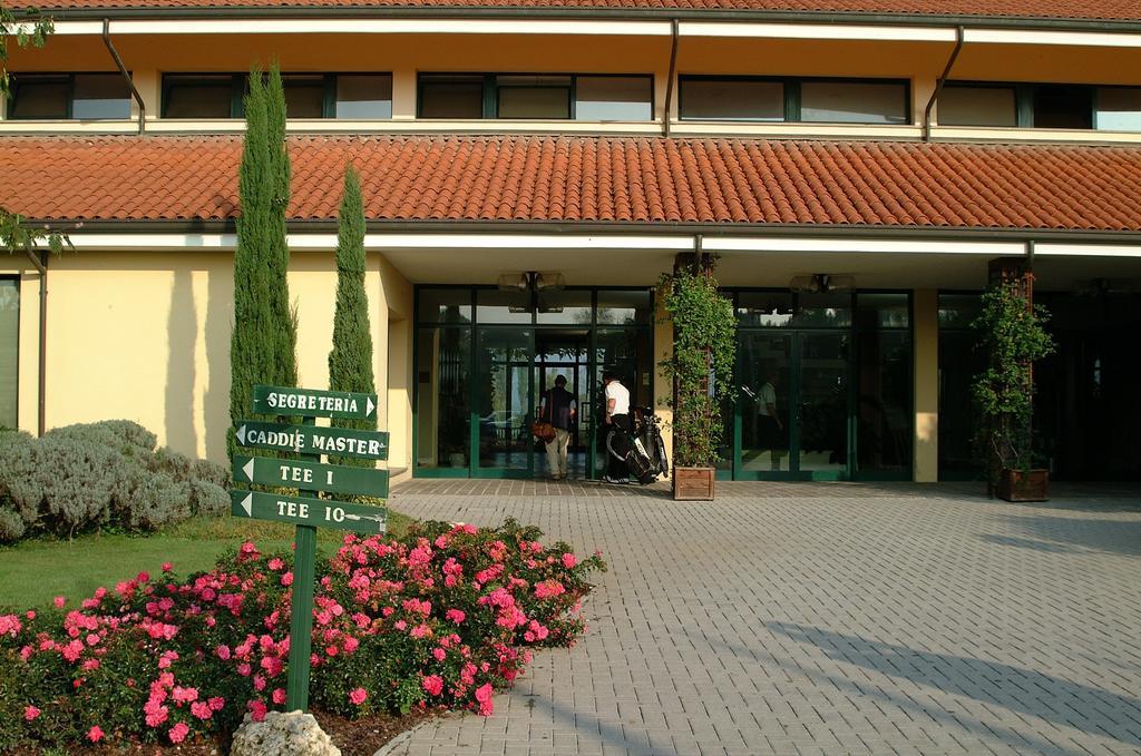 Hotel Excelsior Cervia Exterior photo