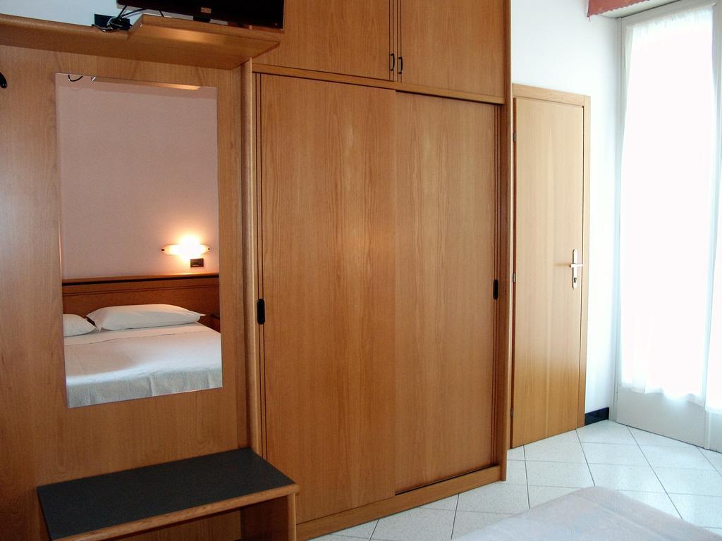 Hotel Excelsior Cervia Exterior photo