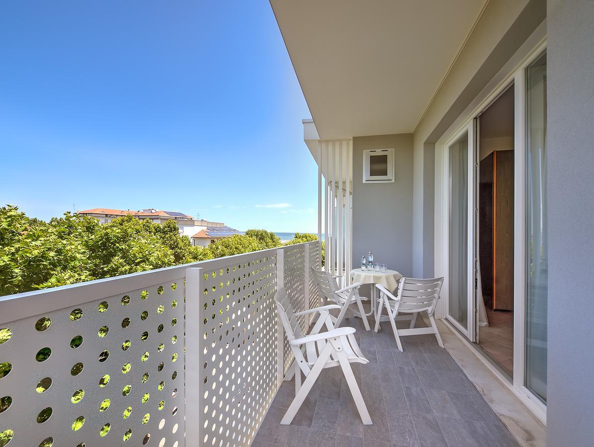 Hotel Excelsior Cervia Exterior photo