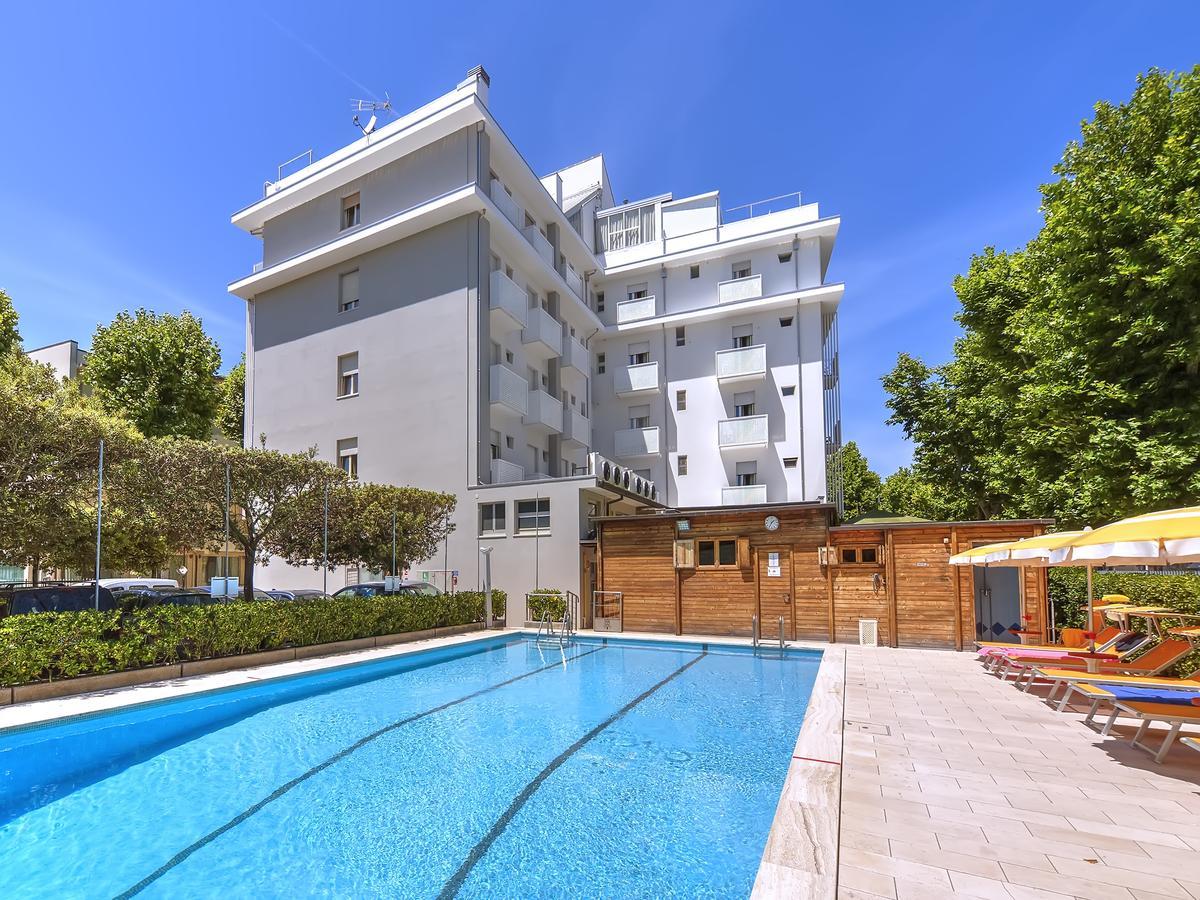 Hotel Excelsior Cervia Exterior photo